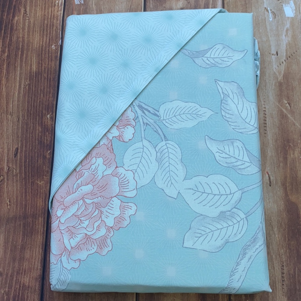 English Botanical Duvet Set - Full/Double NWT
